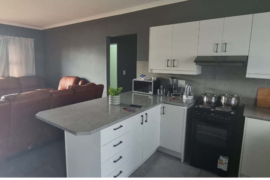 To Let 2 Bedroom Property for Rent in Belmont Park Western Cape